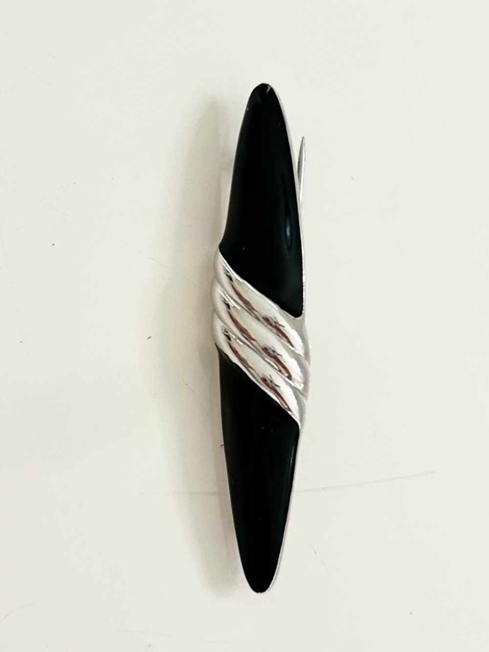 MONET Brooche Vtg Textured Black Silver Tone Pin Signed